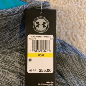 Men’s Under Armour storm sweatshirt.